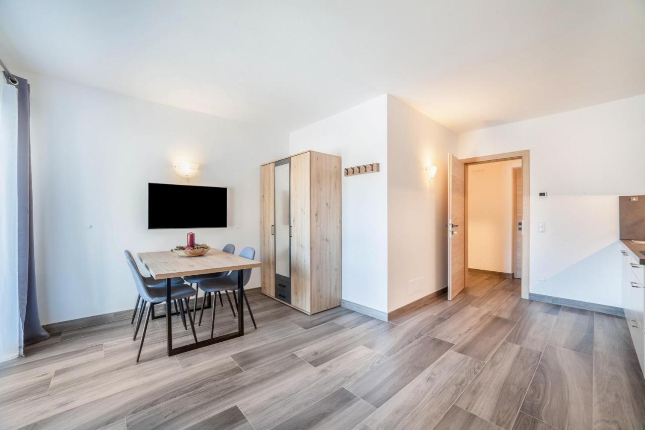 Ferienwohnung Bergerr アヴェレンゴ エクステリア 写真